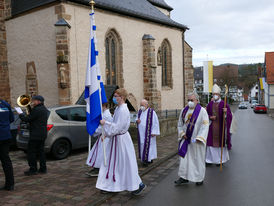 Bischof Dr. Michael Gerber besucht St. Crescentius (Foto: Karl-Franz Thiede)